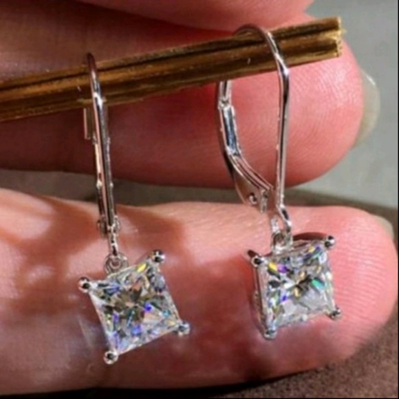 NEW 2ct Princess Cut Solitaire  Diamond Earrings - Picture 5 of 5